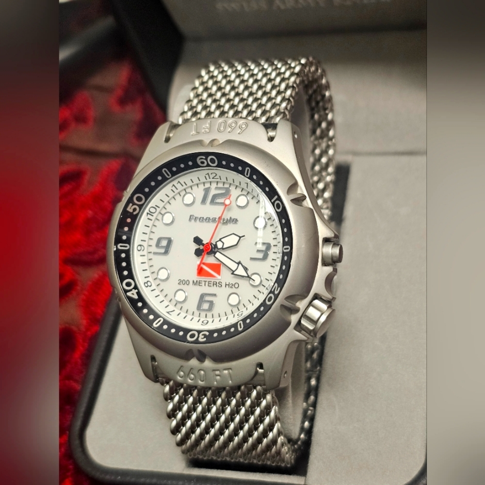 Freestyle Hammerhead Diving Watch White with Stainless Steel link Band